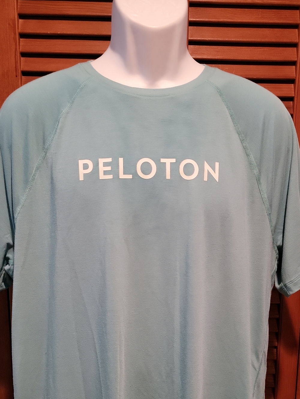 PELOTON MEN'S LIGHT BLUE SHORT SLEEVE PERFORMANCE TEE - Picture 2 of 5